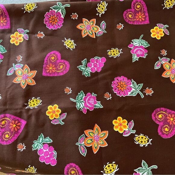 Hippie Retro Groovy Twill Cotton Fabric 2.5 Yards Of 45” Fabric Textiles Sewing - Picture 1 of 7